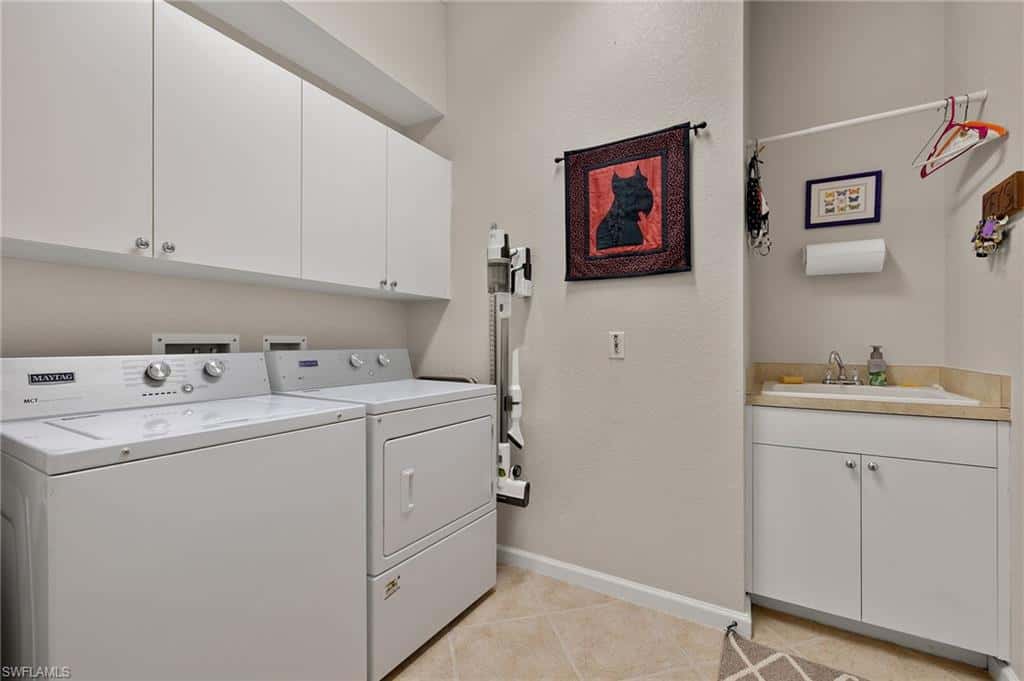 8872 King Henry Ct, Fort Myers, photo 23