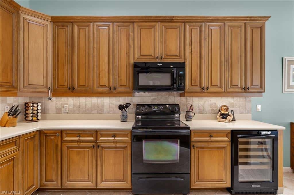 8872 King Henry Ct, Fort Myers, photo 6