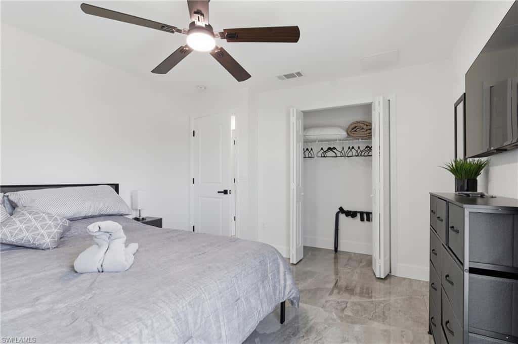 619 26th Ter, Cape Coral, photo 27