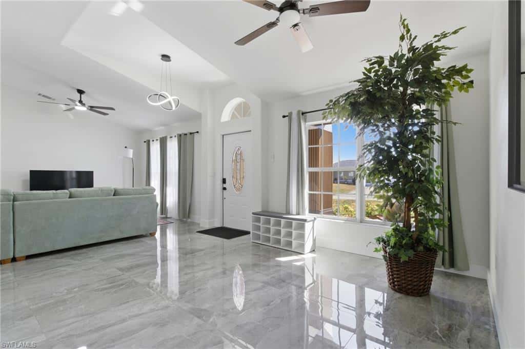 619 26th Ter, Cape Coral, photo 6