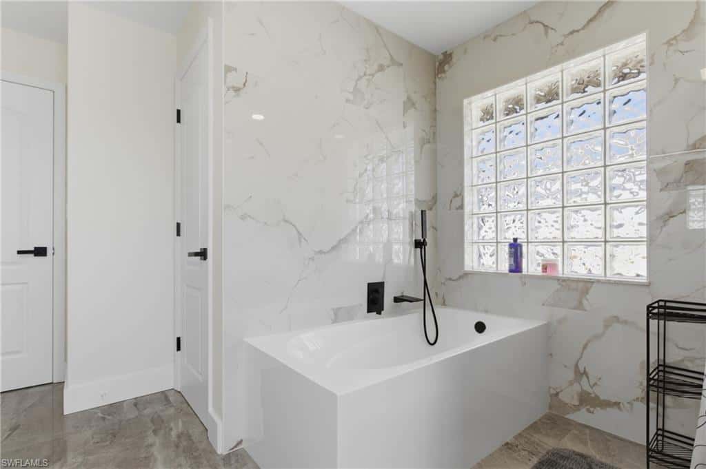 619 26th Ter, Cape Coral, photo 22