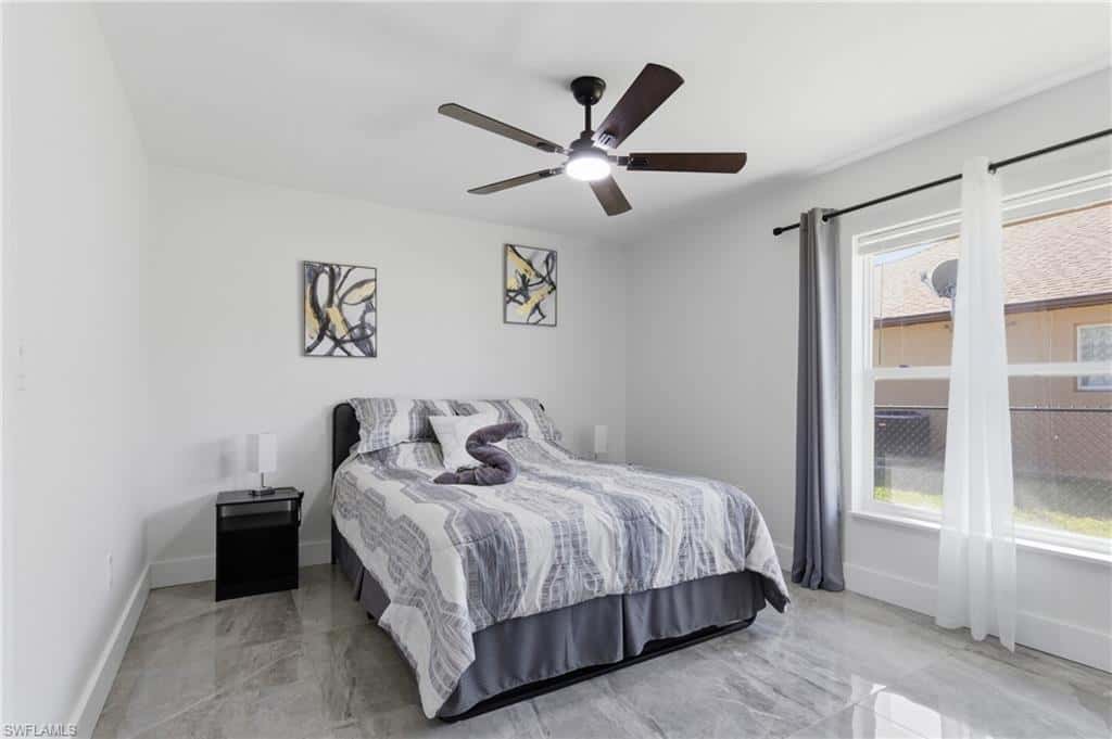 619 26th Ter, Cape Coral, photo 24