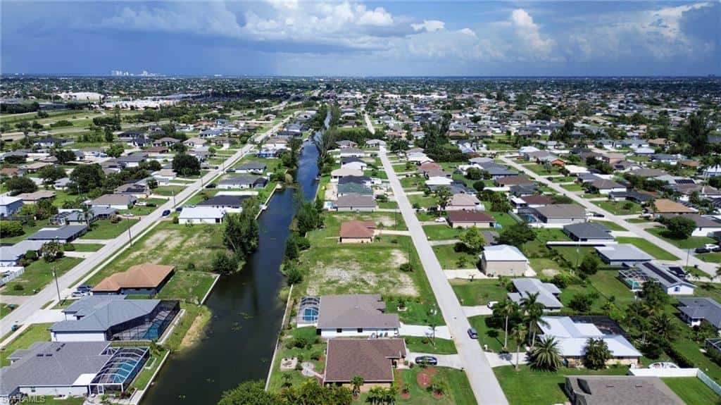 619 26th Ter, Cape Coral, photo 41