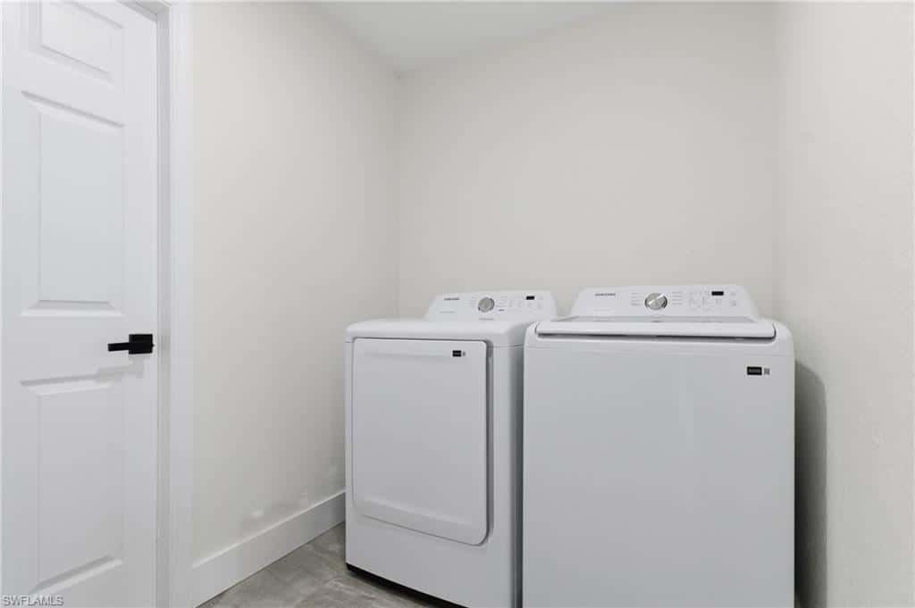 619 26th Ter, Cape Coral, photo 31