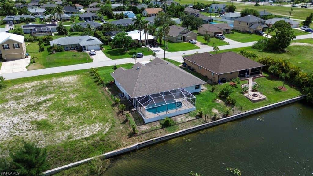 619 26th Ter, Cape Coral, photo 39