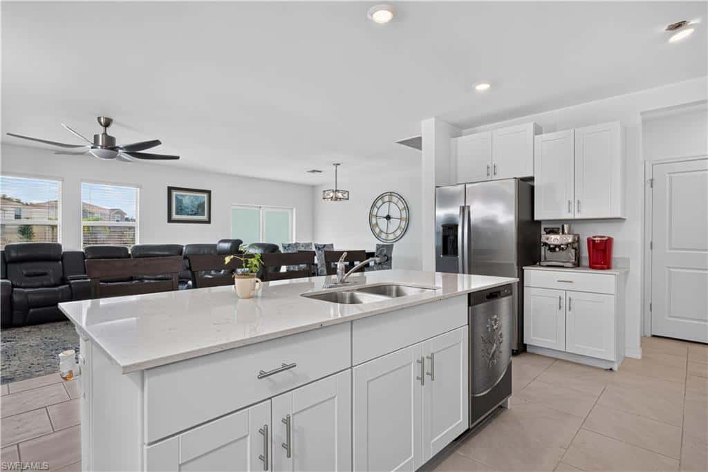 12075 Savanna Lakes Blvd, Lehigh Acres, photo 13