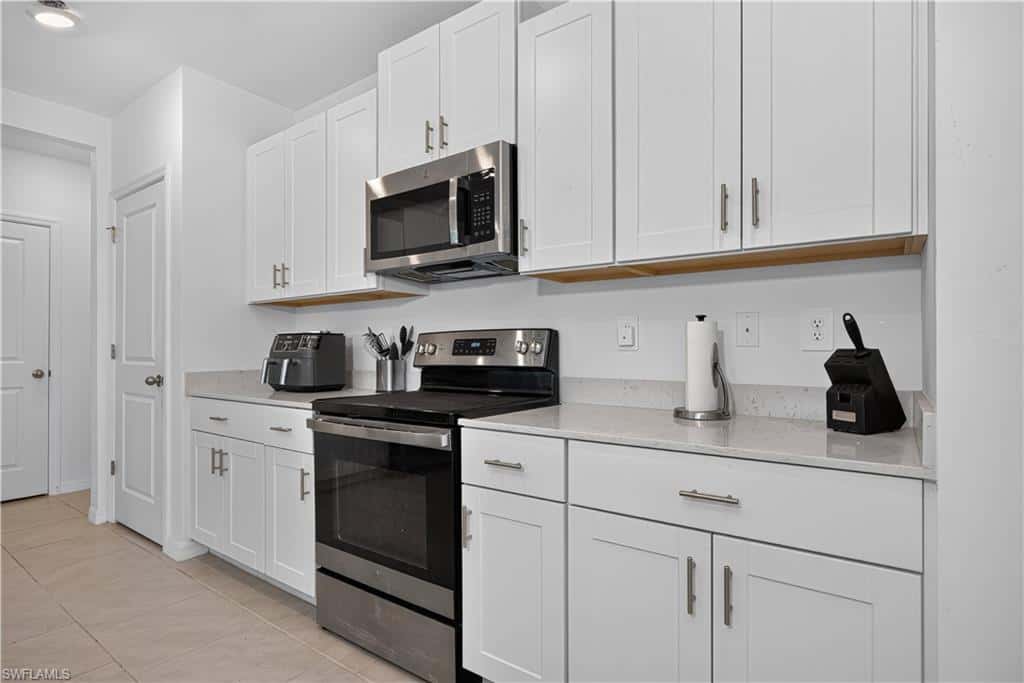 12075 Savanna Lakes Blvd, Lehigh Acres, photo 15