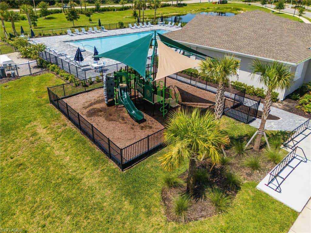 12075 Savanna Lakes Blvd, Lehigh Acres, photo 39