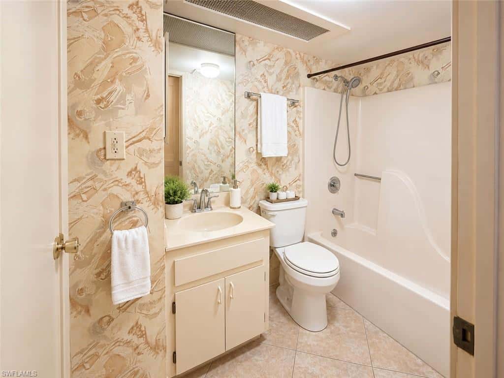 4210 Cindy Ave, Naples, photo 6