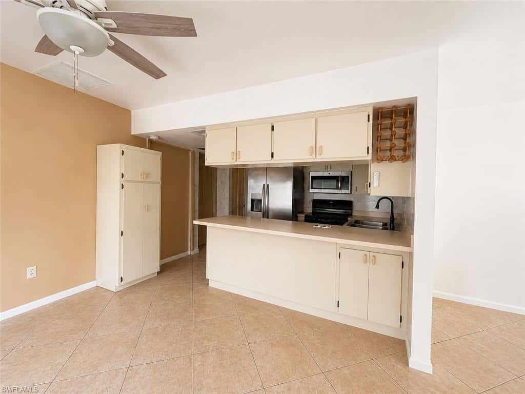 4210 Cindy Ave, Naples, photo 9