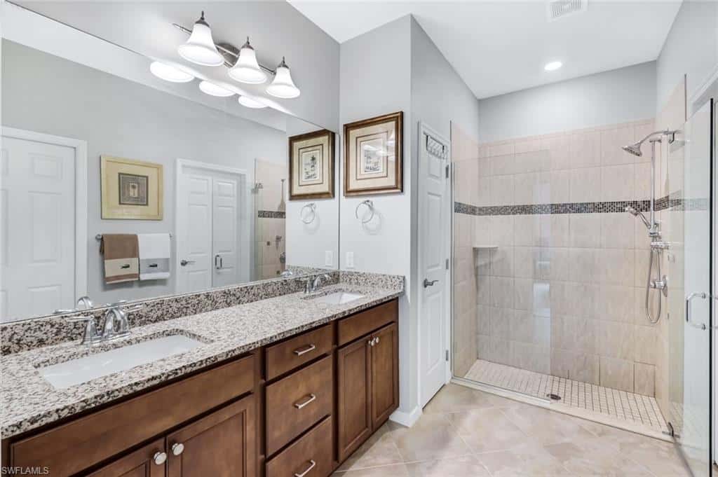 20005 Parrot Key Ct, Estero, photo 13