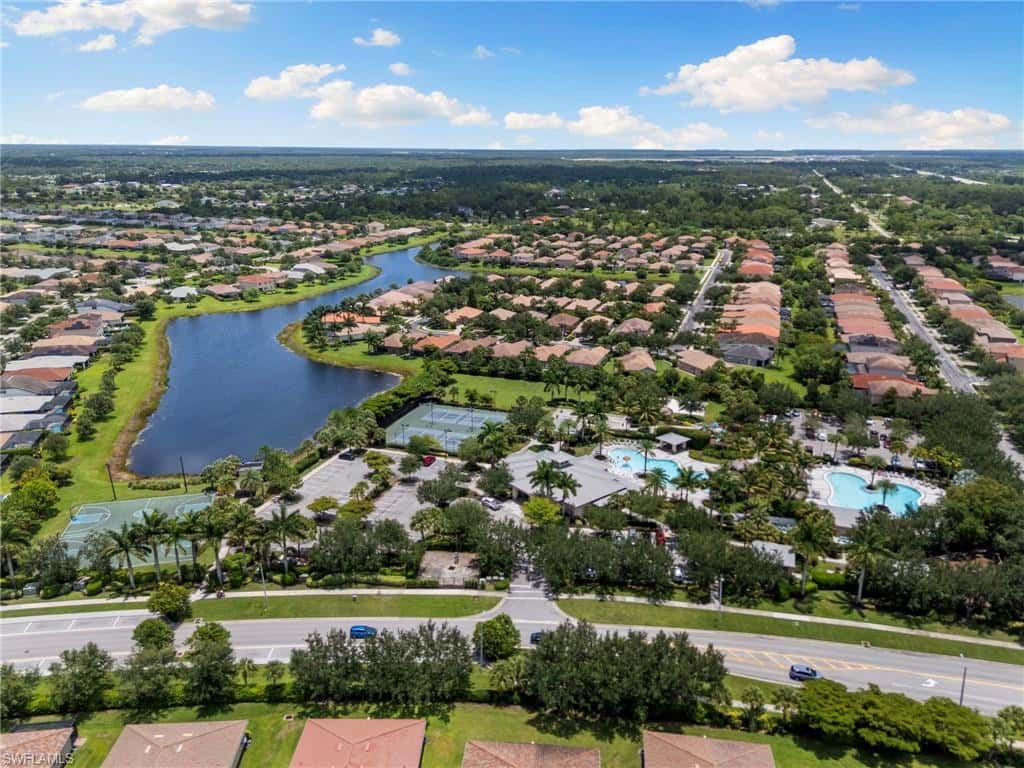 2878 Blossom Way, Naples, photo 30
