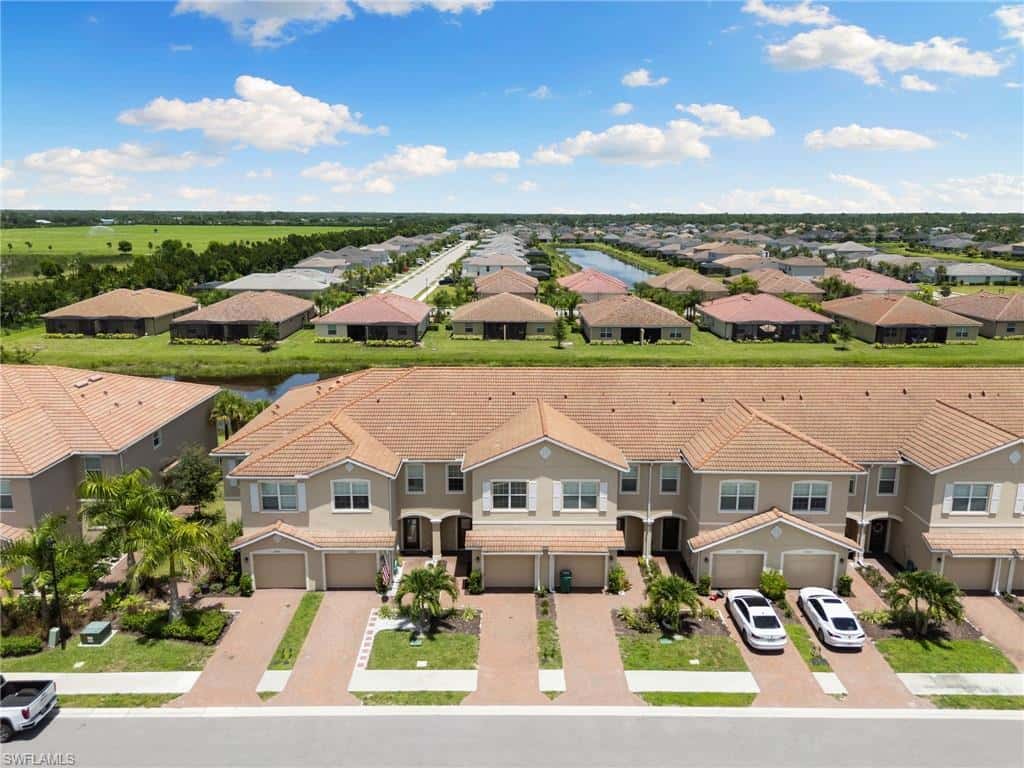 2878 Blossom Way, Naples, photo 29