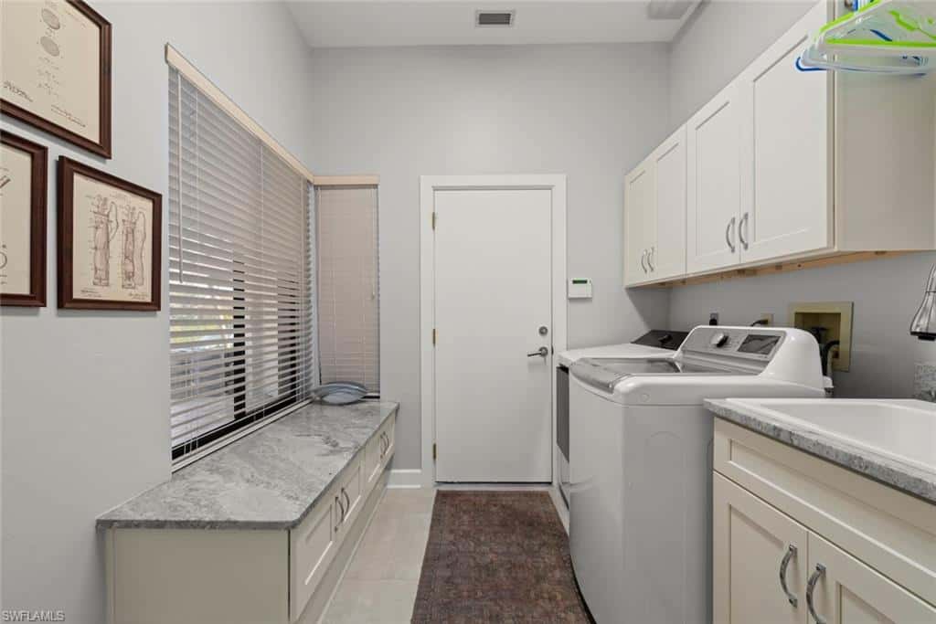 8301 Glenfinnan Cir, Fort Myers, photo 39