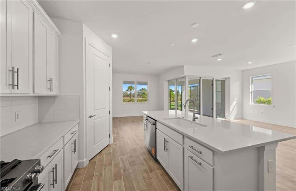 12416 Basalt Ln, Alva, photo 22