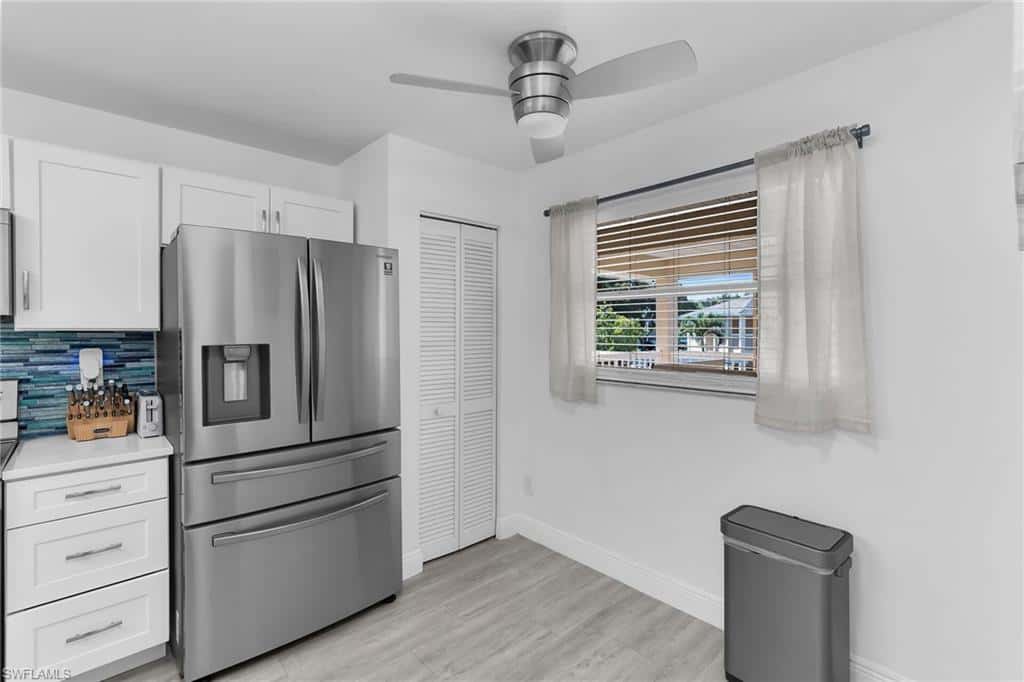 653 Squire Cir #201, Naples, photo 4