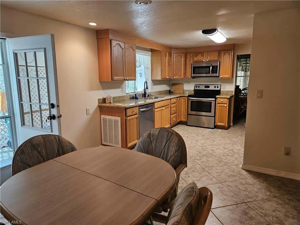 859 Manatee Rd, Naples, photo 12