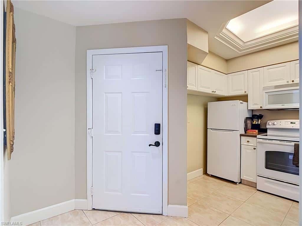 3323 Olympic Dr #716, Naples, photo 4