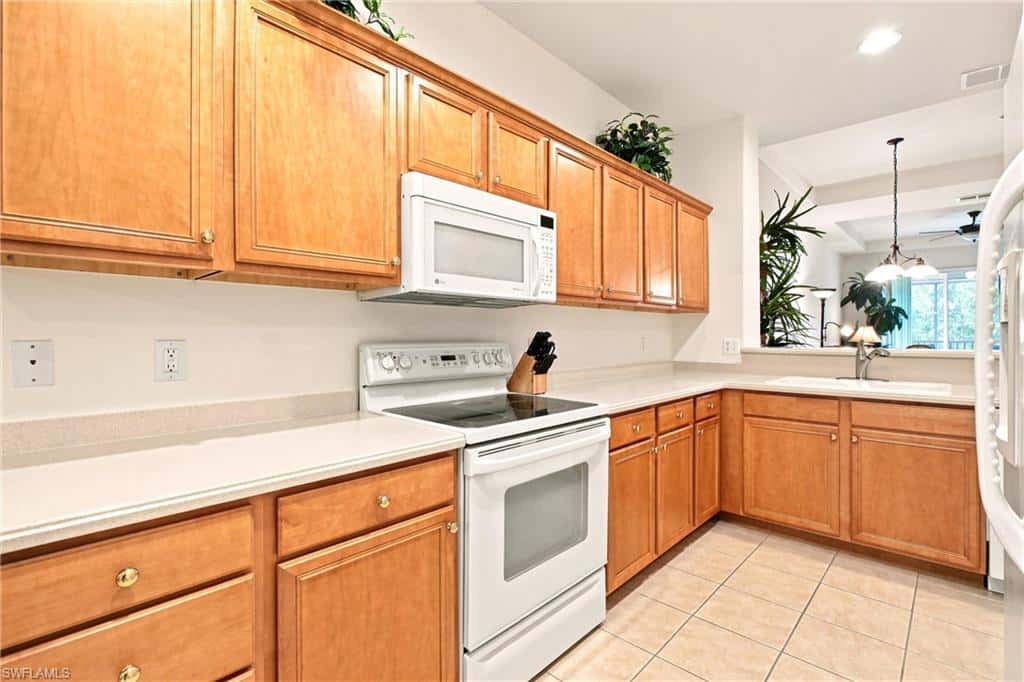 4874 Hampshire Ct #303, Naples, photo 8
