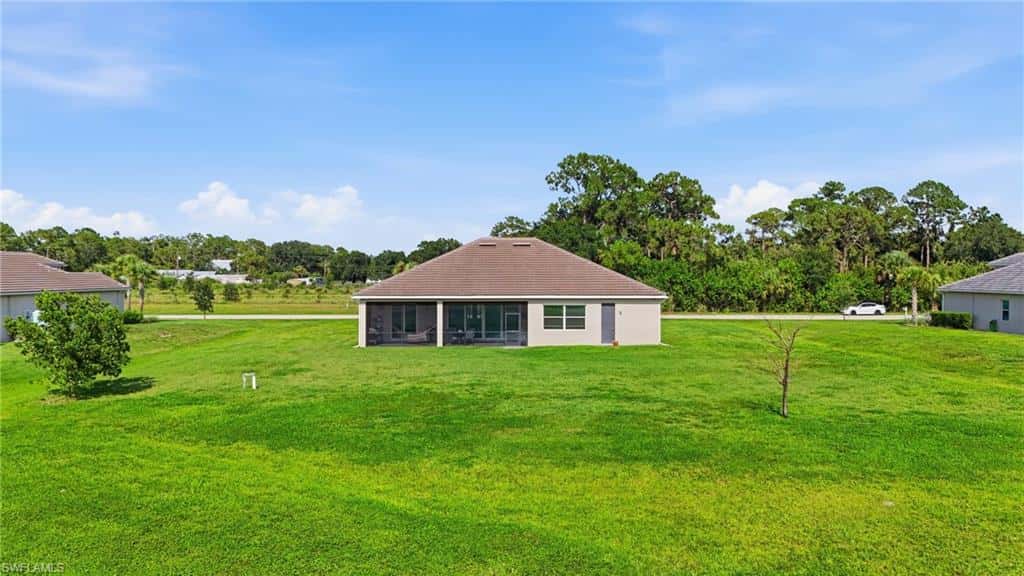 17040 Serengeti Cir, Alva, photo 37