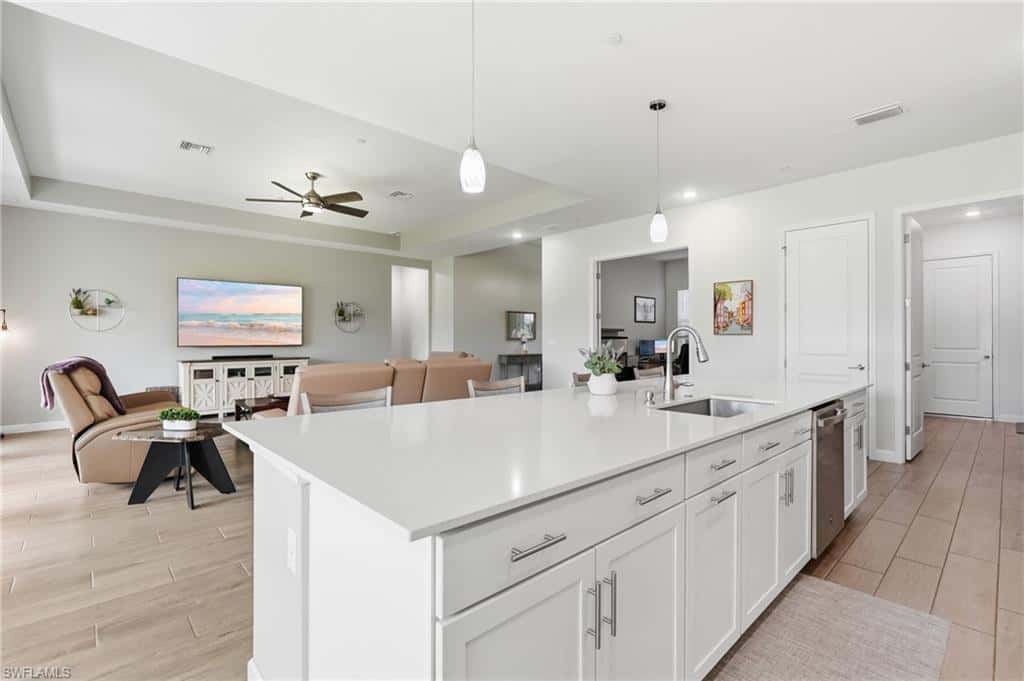 17040 Serengeti Cir, Alva, photo 11