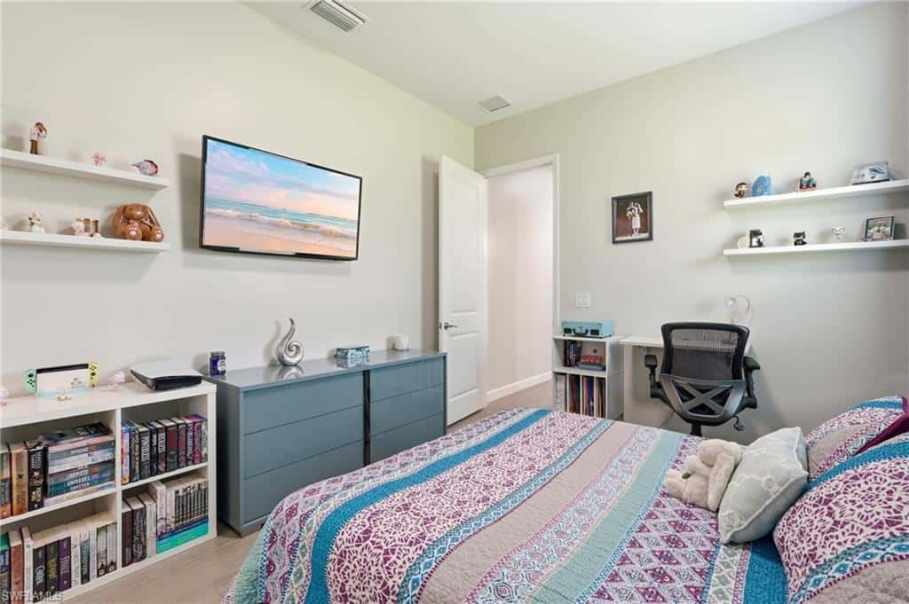 17040 Serengeti Cir, Alva, photo 19