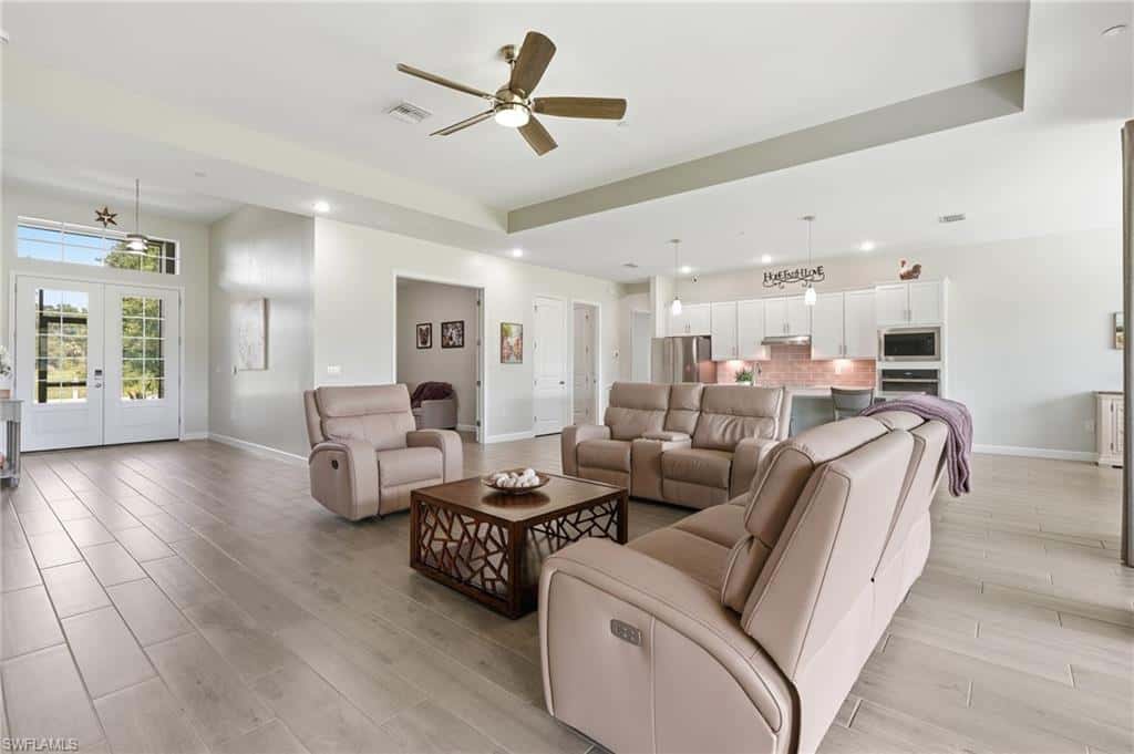 17040 Serengeti Cir, Alva, photo 8