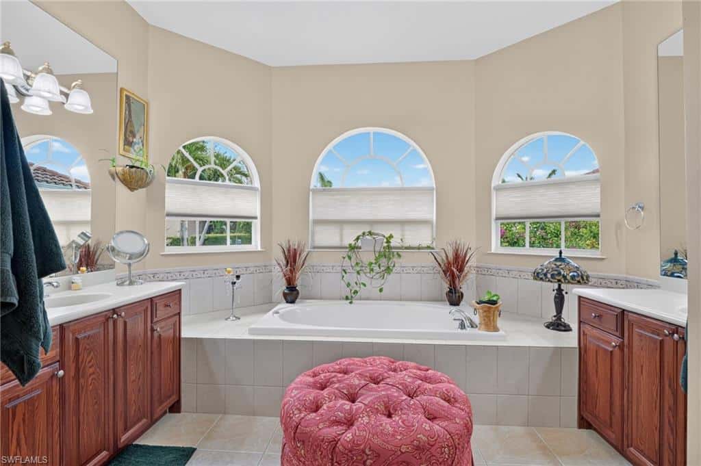 24908 Fairwinds Ln, Bonita Springs, photo 27