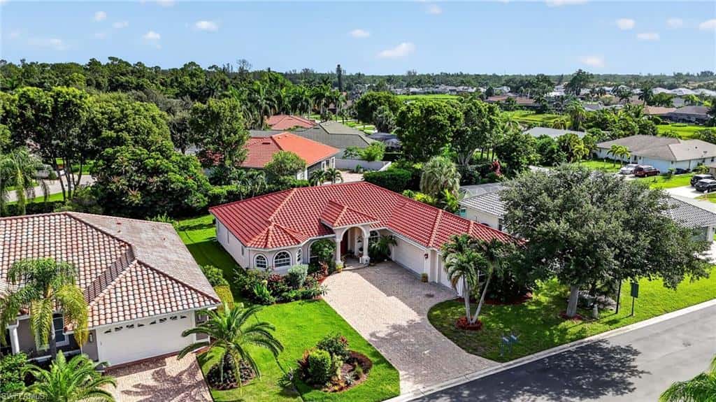 24908 Fairwinds Ln, Bonita Springs, photo 46