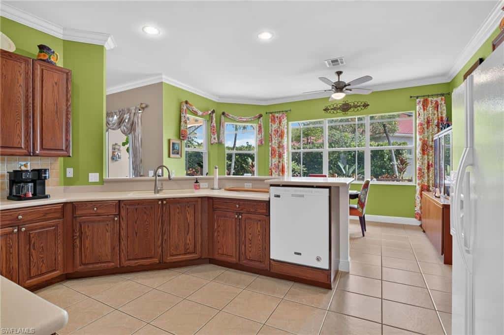 24908 Fairwinds Ln, Bonita Springs, photo 11