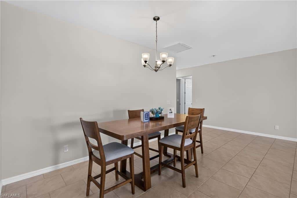 3000 Sunset Pointe Cir, Cape Coral, photo 13
