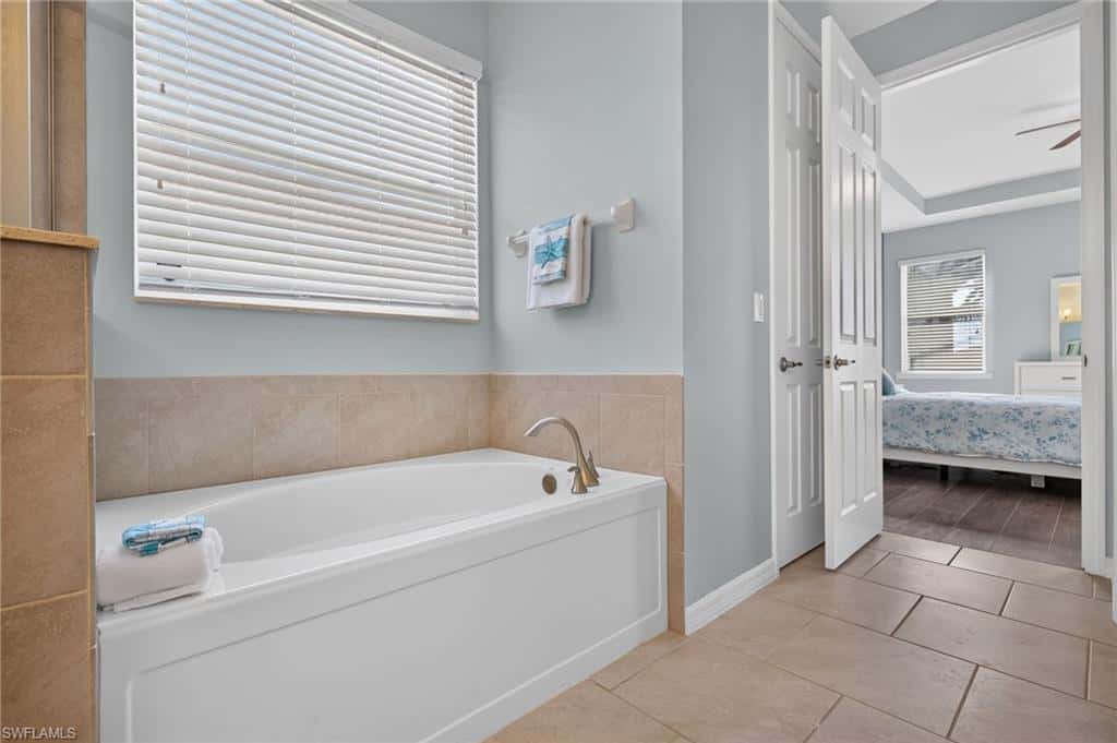 3000 Sunset Pointe Cir, Cape Coral, photo 20