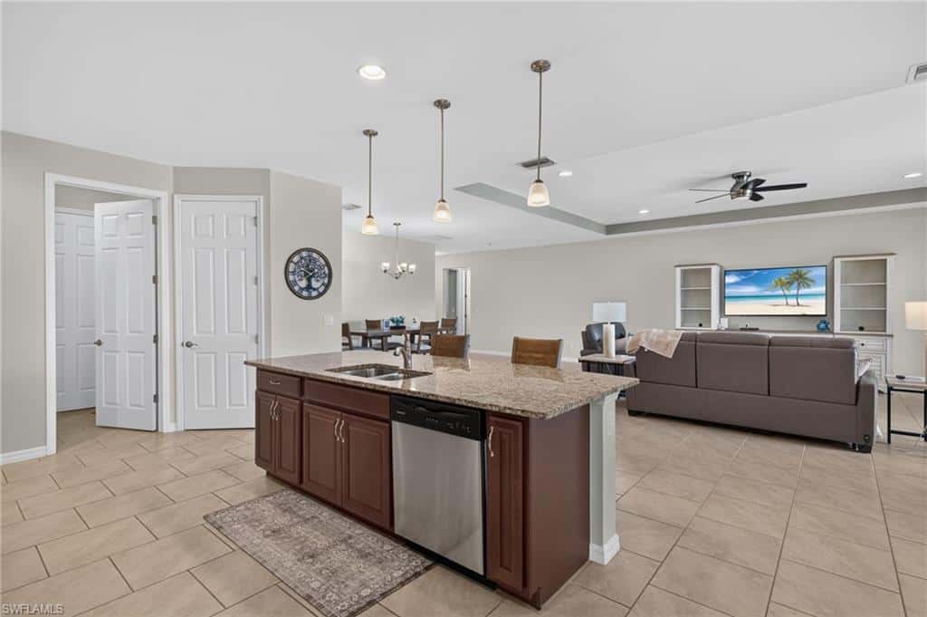 3000 Sunset Pointe Cir, Cape Coral, photo 10