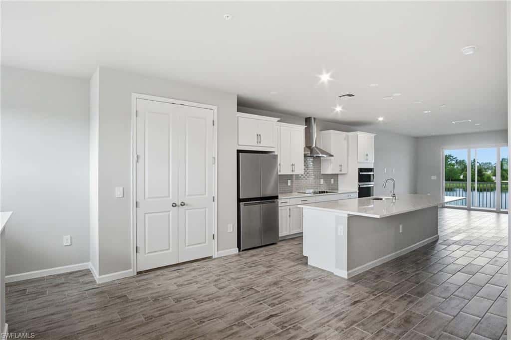 4596 Arboretum Cir #202, Naples, photo 14