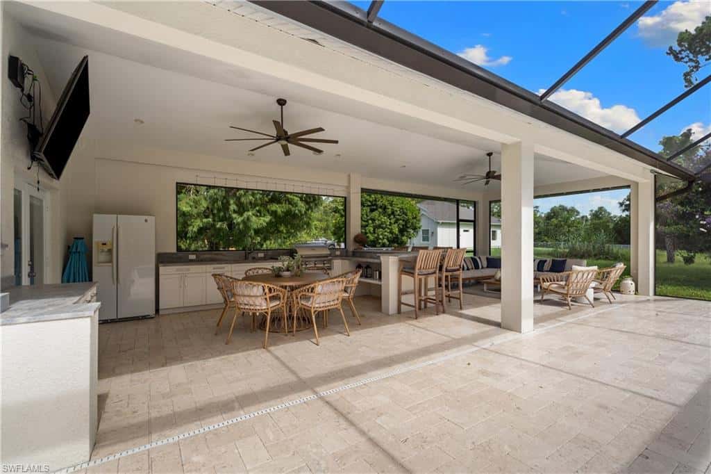6521 Livingston Woods Ln, Naples, photo 32