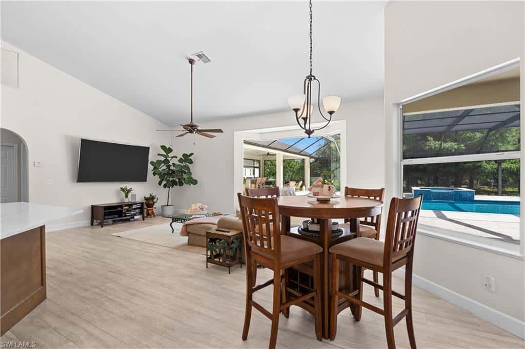 6521 Livingston Woods Ln, Naples, photo 9