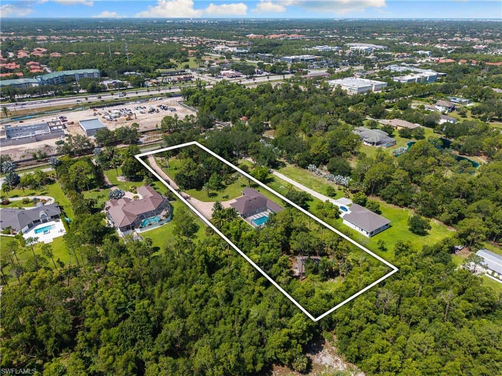 6521 Livingston Woods Ln, Naples, photo 49