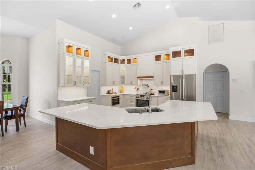 6521 Livingston Woods Ln, Naples, photo 11
