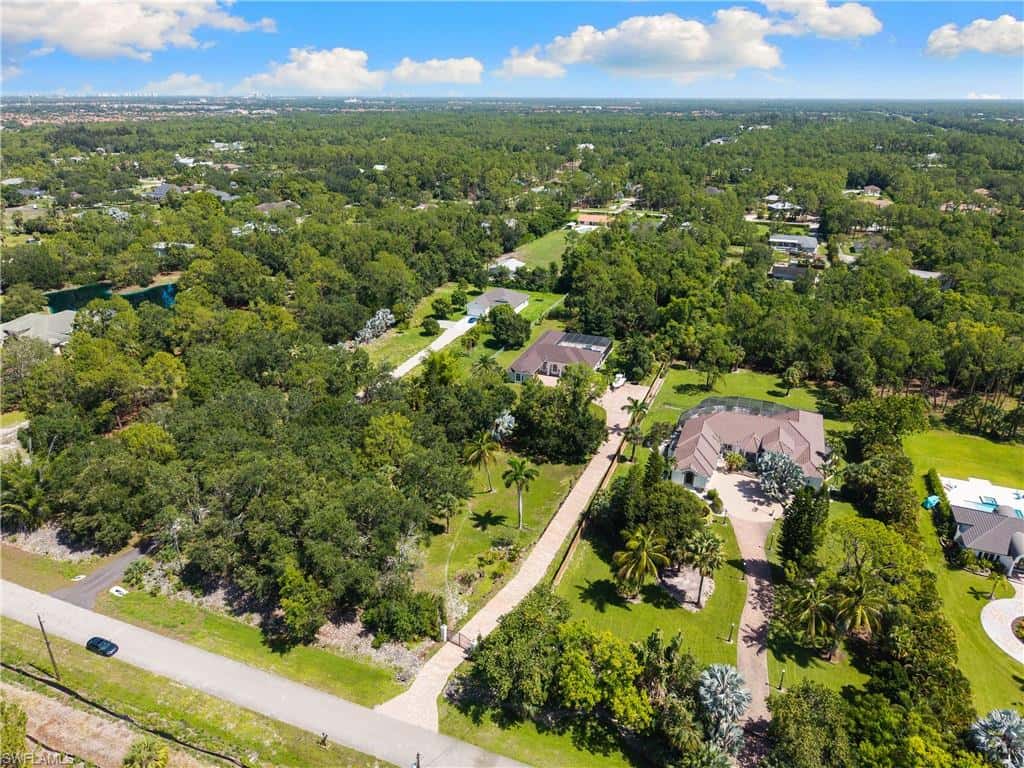 6521 Livingston Woods Ln, Naples, photo 44