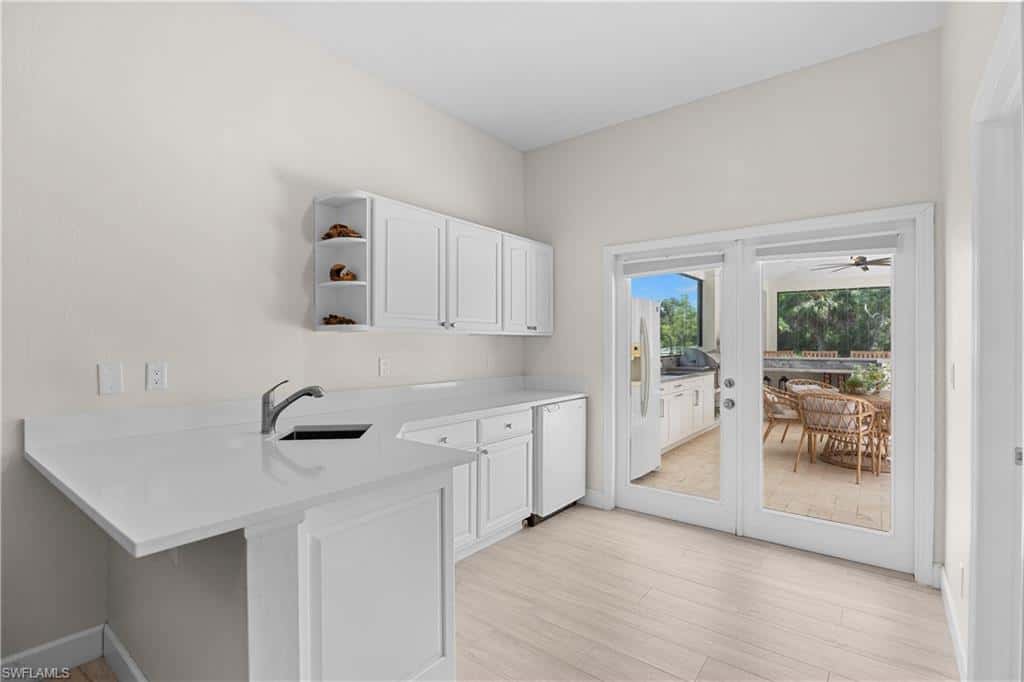 6521 Livingston Woods Ln, Naples, photo 25