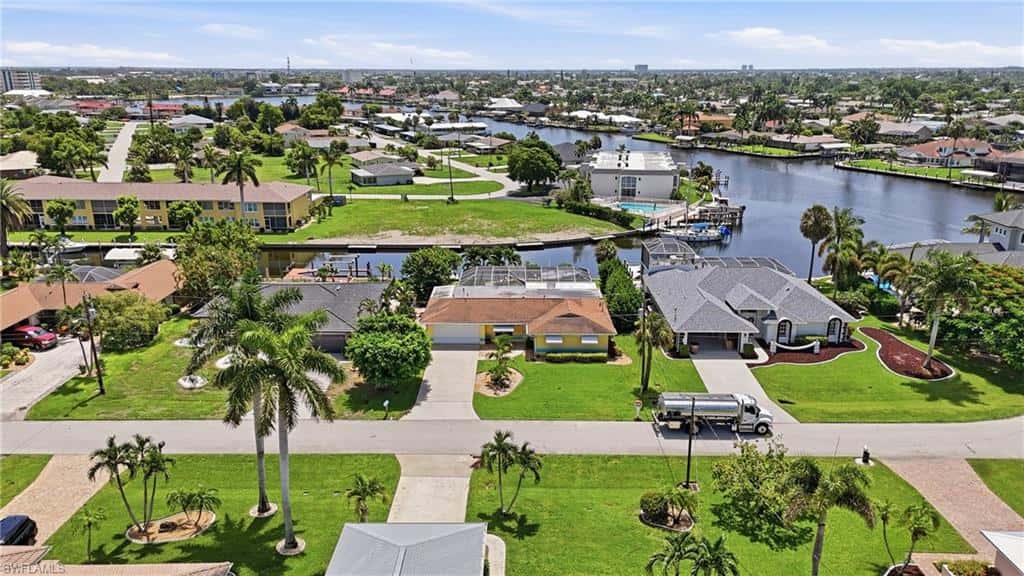 4933 Triton Ct, Cape Coral, photo 45