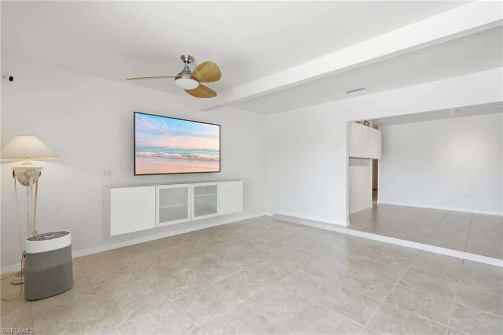 4933 Triton Ct, Cape Coral, photo 7