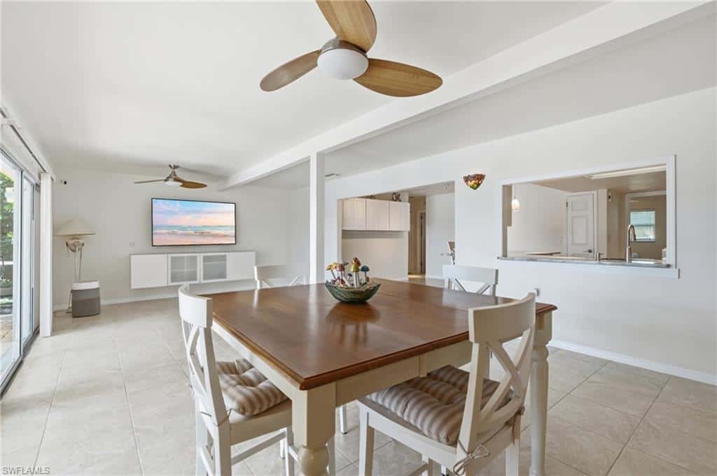 4933 Triton Ct, Cape Coral, photo 9