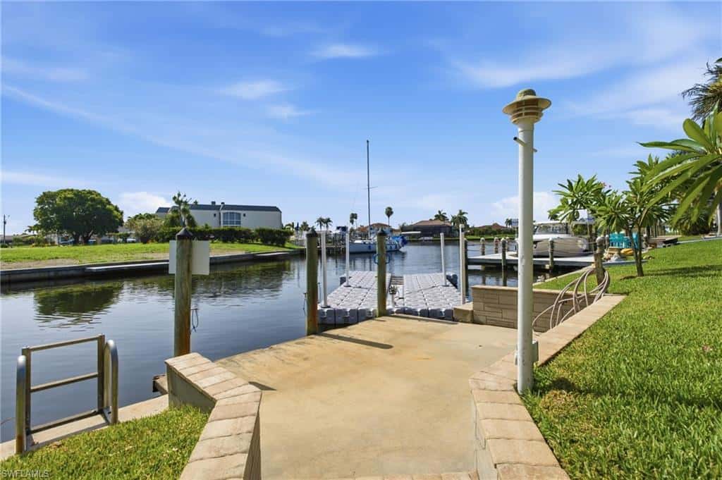 4933 Triton Ct, Cape Coral, photo 42
