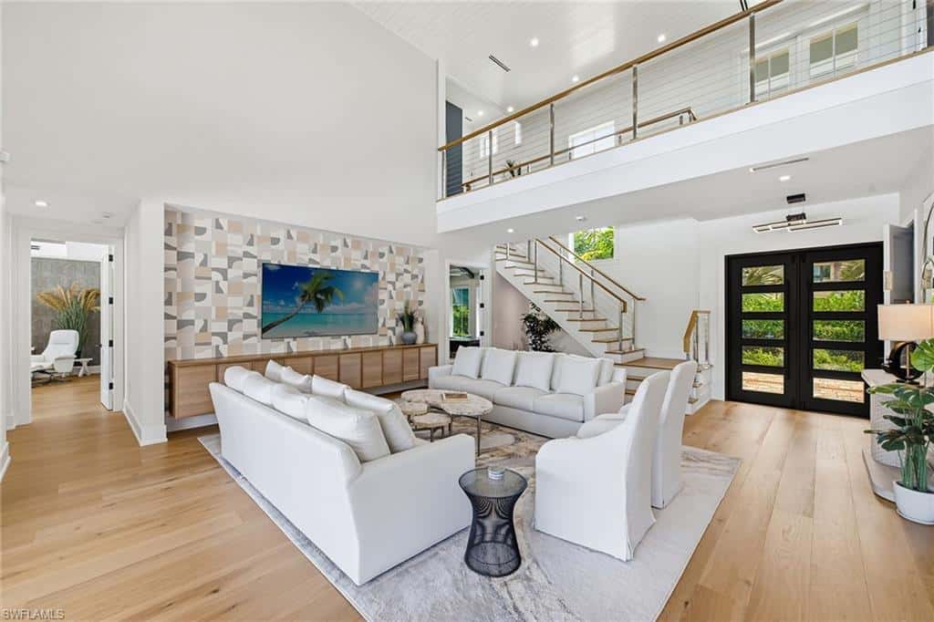 692 Banyan Blvd, Naples, photo 4