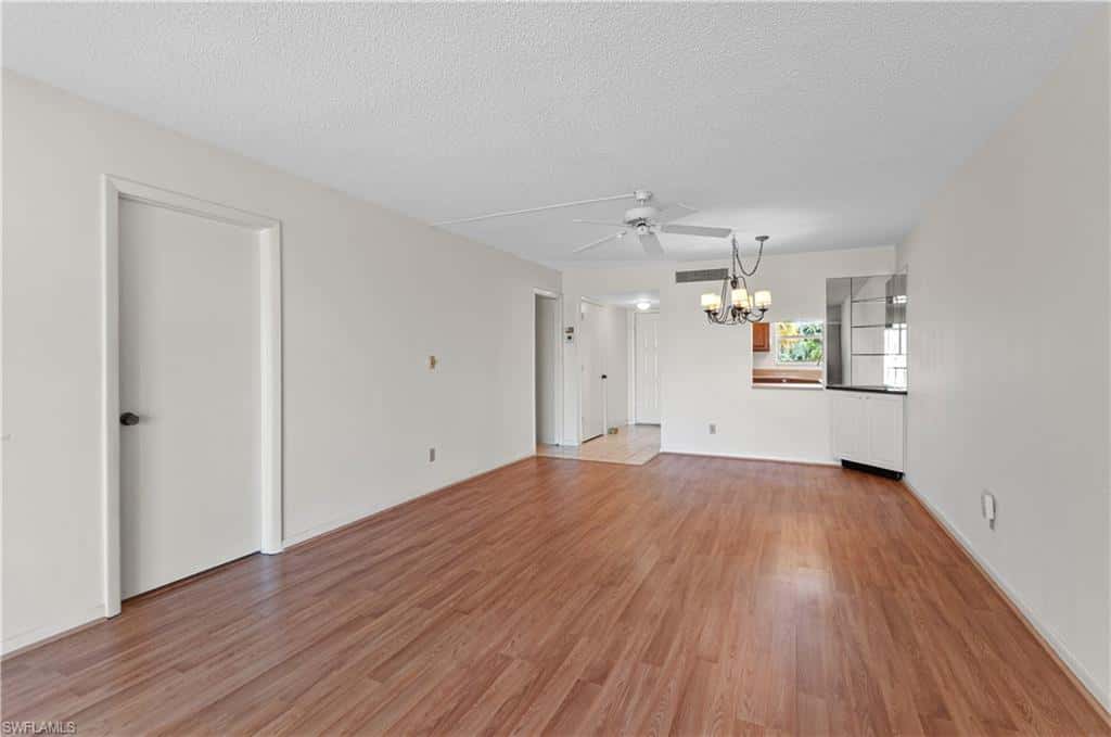 21 High Point Cir #305, Naples, photo 9