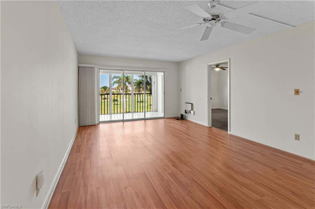 21 High Point Cir #305, Naples, photo 8