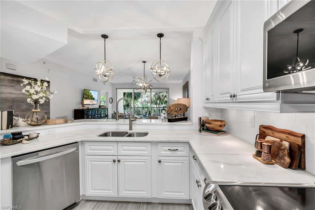 7671 Pebble Creek Cir #105, Naples, photo 13