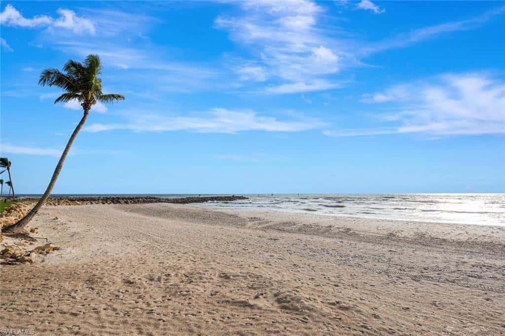 2381 Gulf Shore Blvd #503, Naples, photo 39
