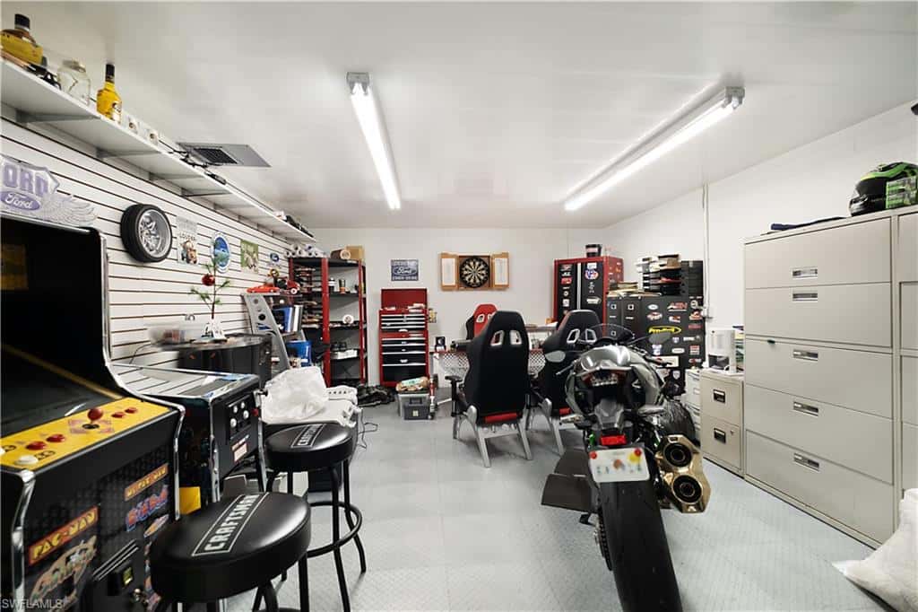 6761 Golden Gate Pkwy, Naples, photo 33